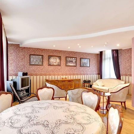 Aristocratic, Elegant, Designer Top Central Apartment Sofia Zewnętrze zdjęcie