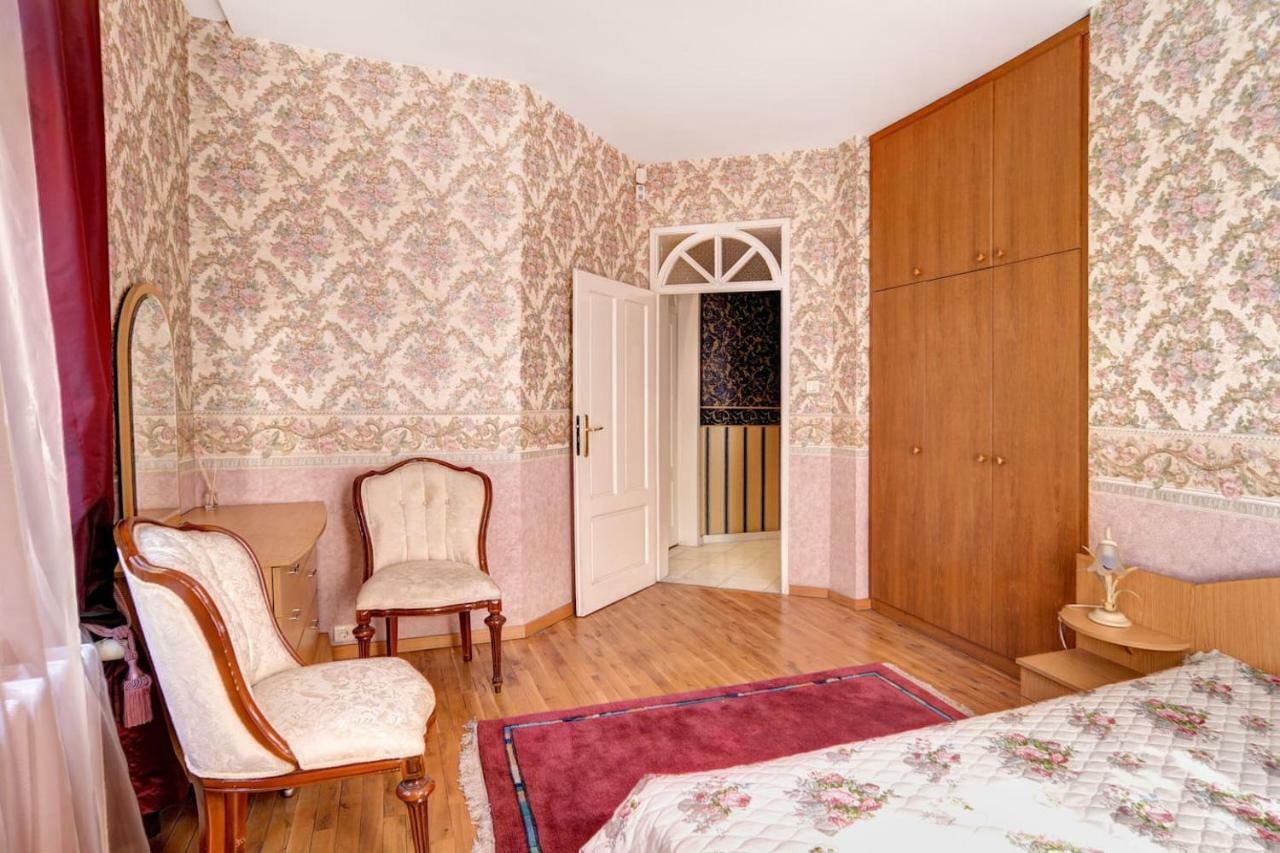 Aristocratic, Elegant, Designer Top Central Apartment Sofia Zewnętrze zdjęcie