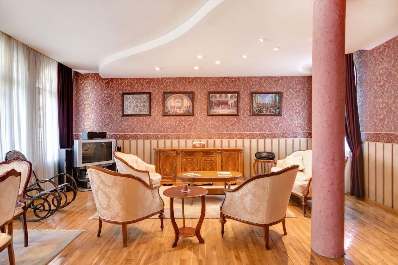 Aristocratic, Elegant, Designer Top Central Apartment Sofia Zewnętrze zdjęcie