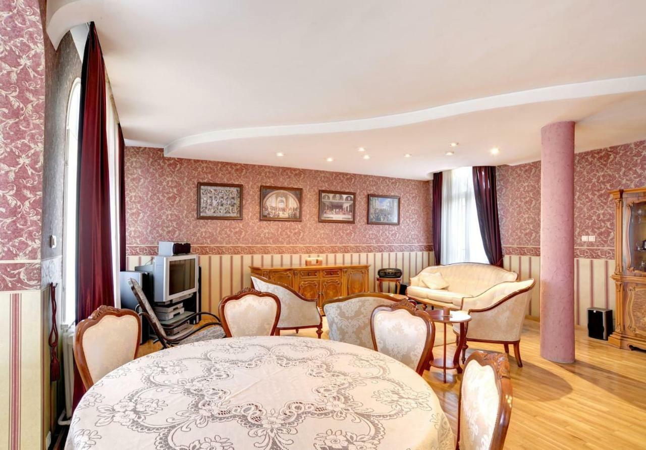 Aristocratic, Elegant, Designer Top Central Apartment Sofia Zewnętrze zdjęcie