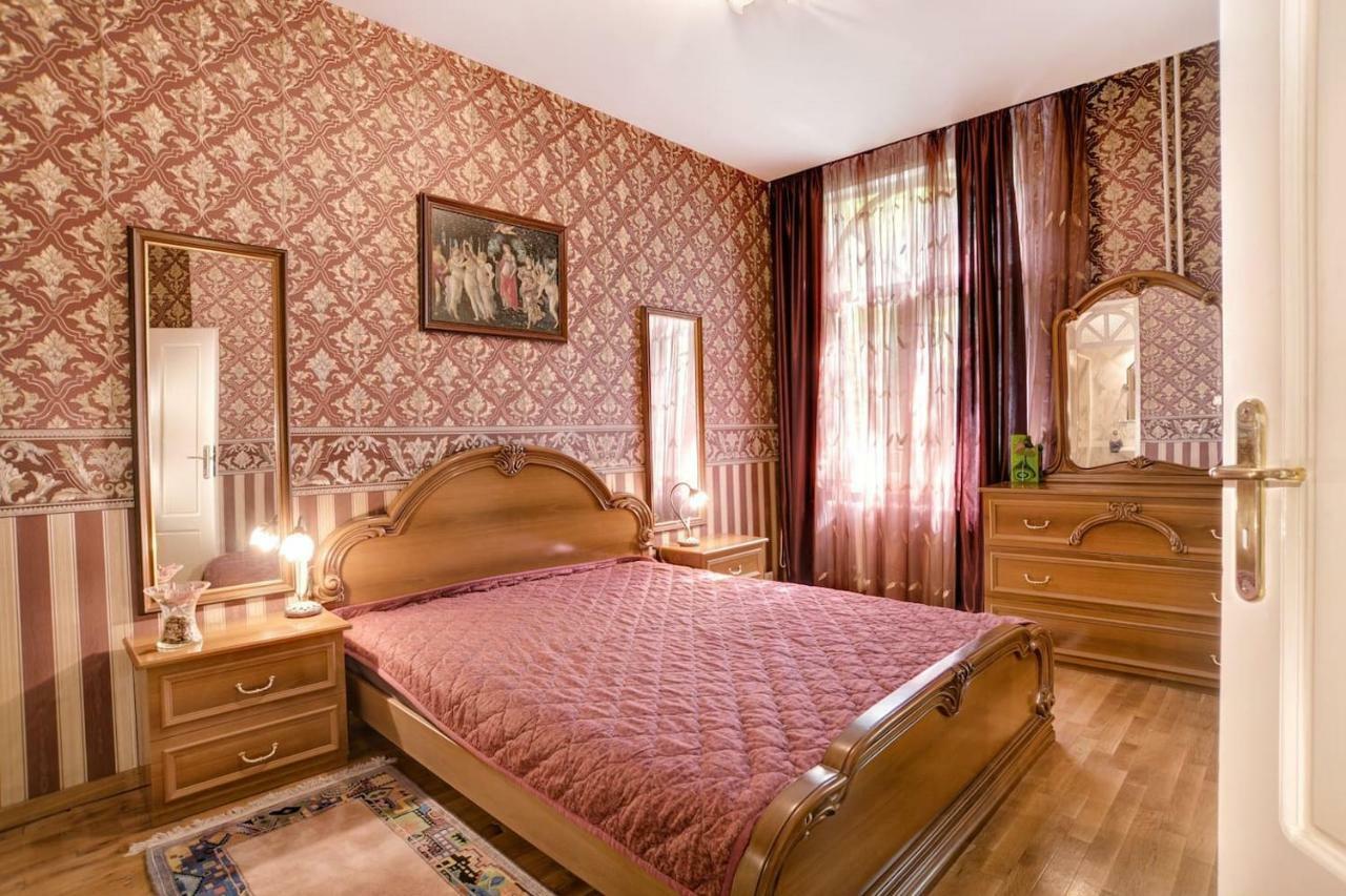Aristocratic, Elegant, Designer Top Central Apartment Sofia Zewnętrze zdjęcie
